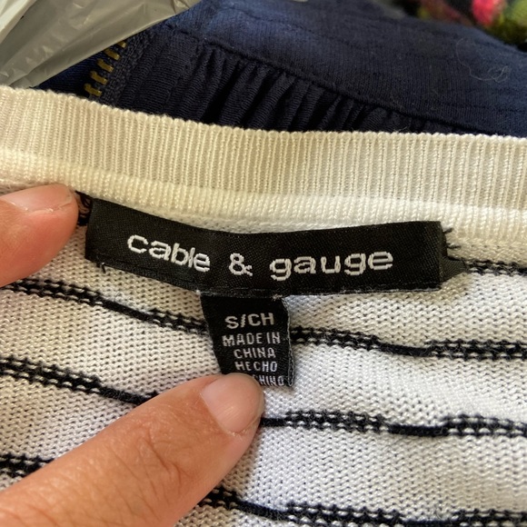 Cable & Gauge cardigan - Picture 5 of 6